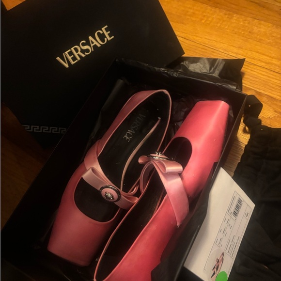 Versace Pink Women's ballet flats with medusa head bows - Picture 5 of 12